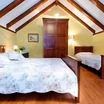 Rustikale Oliveto By Interhome Makarska