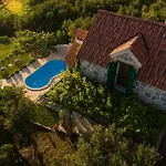 Rustikale Oliveto By Interhome Casa de Férias Makarska