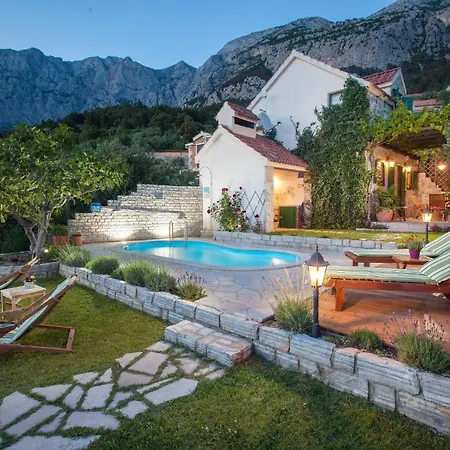 Casa vacanze Rustikale Oliveto By Interhome